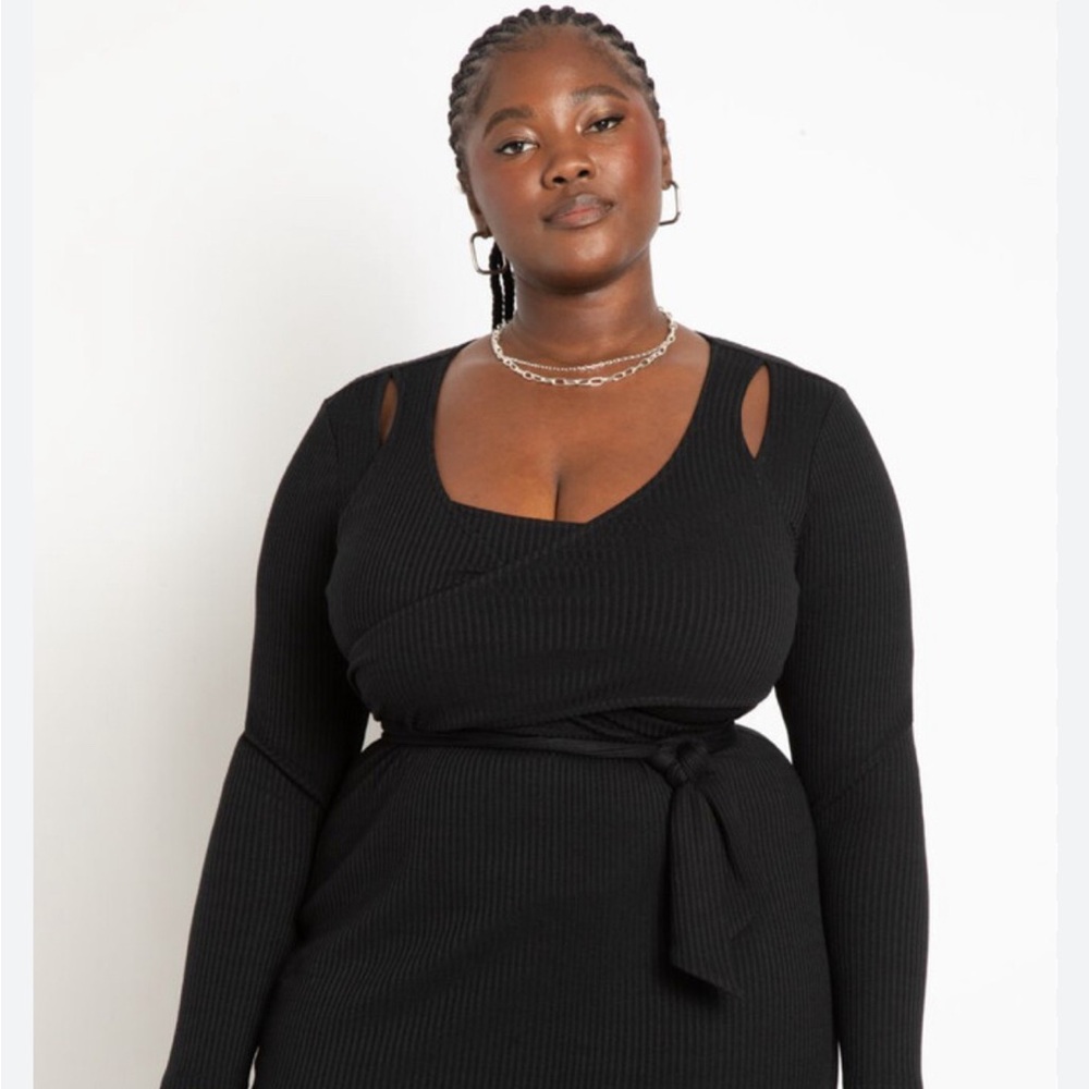 Eloquii Layered Detail Ribbed Maxi in Black. NWT